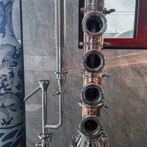 <span class=keywords><strong>Destilador</strong></span> <span class=keywords><strong>de</strong></span> cobre, máquina <span class=keywords><strong>de</strong></span> destilación <span class=keywords><strong>de</strong></span> Alcohol, torre <span class=keywords><strong>de</strong></span> destilación doméstica, caja <span class=keywords><strong>de</strong></span> cambios <span class=keywords><strong>de</strong></span> bomba <span class=keywords><strong>de</strong></span> destilería <span class=keywords><strong>de</strong></span> 100L 150L 200L - Product Image 2