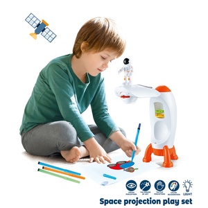 Đồ Chơi Tranh Chiếu Phiêu Lưu Không Gian Vui Nhộn Cho Trẻ Nhỏ Dụng Cụ Vẽ Đồ Chơi Máy Chiếu Vẽ Tên Lửa Không Gian Bộ Màu Tự Làm - Product Image 2