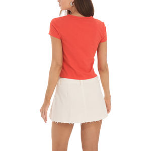 Camiseta de Algodón con Cuello Redondo Informal de Verano de Alta Calidad Personalizada OEM con Estampado Gráfico de Hollywood para Mujer - Product Image 3