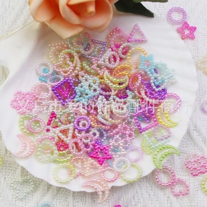 แผ่นมุกเทียมหลากสีรูปทรงไม่สม่ำเสมอแบบกลวงของ Aomiao สำหรับตกแต่งโทรศัพท์มือถือ DIY - Product Image 1