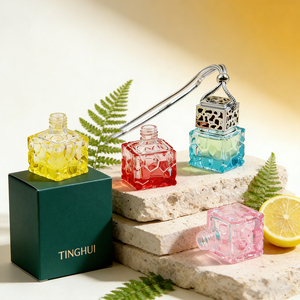 Diffuseur de parfum carré transparent pour voiture, flacon vide de 8 ml avec bouchon, pour désodorisant suspendu - Product Image 2