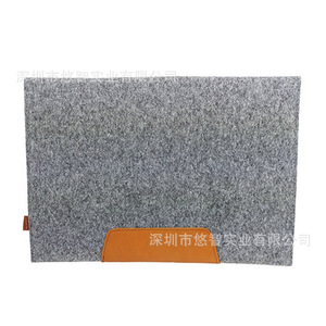 Bolsas y fundas protectoras de fieltro hechas a medida para portátiles y tabletas de varios tamaños. - Product Image 1