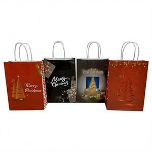 Sacs cadeaux en papier imprimés de Noël en gros avec poignées, logo personnalisé, sacs d'emballage en papier artisanal personnalisés - Product Image 1