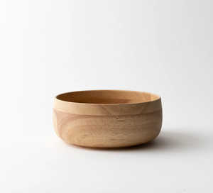 Bol à salade rond en bois de style japonais créatif pour le stockage des fruits et les fêtes lavables au lave-vaisselle respectueux de l'environnement - Product Image 1