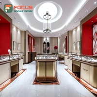 Fabricant de mobilier sur mesure pour bijouteries, vitrine de comptoir de centre commercial à finition stratifiée haute visibilité