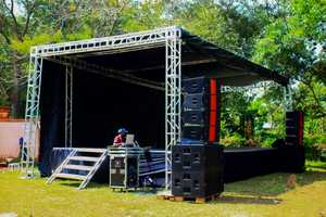 Estructura de Iluminación de Aluminio para Exteriores Personalizada - Product Image 4