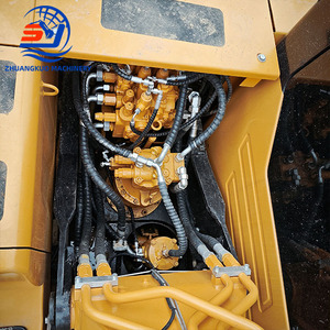 รถขุดมือสองราคาถูกสำหรับส่งออก Sany SY135 น้ำหนัก 13.5 ตัน รถขุดขนาดกลางแบบตีนตะขาบแท้ Sany SY135 รถขุดมือสองขาย - Product Image 5