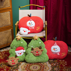 Décorations <span class=keywords><strong>de</strong></span> vacances <span class=keywords><strong>de</strong></span> Noël coussins arbre <span class=keywords><strong>de</strong></span> Noël en peluche poupée mignon bonhomme <span class=keywords><strong>de</strong></span> neige wapiti bébé coussin père noël rouge pomme poupée - Product Image 1