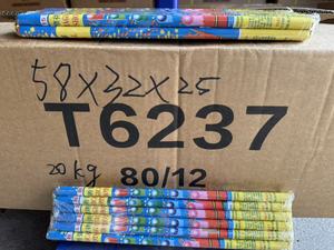Fuegos artificiales al por mayor <span class=keywords><strong>de</strong></span> fábrica china T6240 T6242 para exteriores, bolas mágicas <span class=keywords><strong>de</strong></span> 15, 20, 25, 30 disparos, velas romanas, fuegos artificiales <span class=keywords><strong>de</strong></span> bala, 30 bolas - Product Image 3
