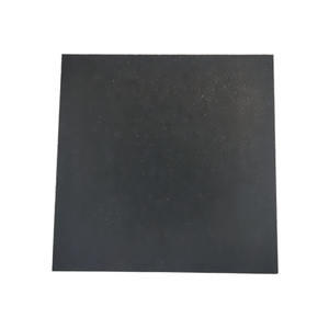 กระเบื้องยางกันกระสุนคุณภาพสูง ทนทานพิเศษ หนา 50 มม. ขนาด 500x500 มม. สำหรับสนามยิงปืน ป้องกันกระสุนได้อย่างมีประสิทธิภาพ - Product Image 1
