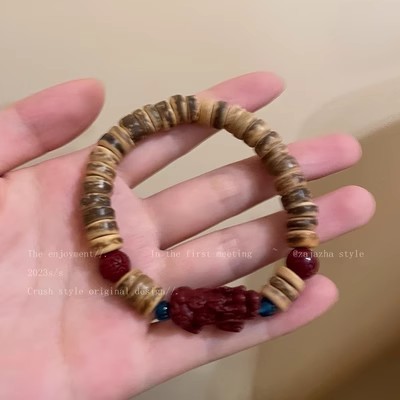 Brazalete valiente de cáscara de coco