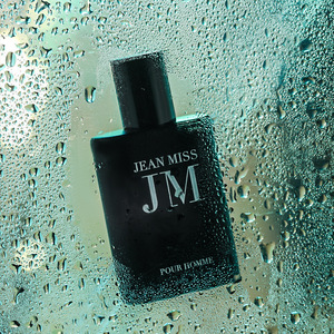 ขายส่ง JM น้ำหอมผู้ชายกลิ่นไม้หอมคุณภาพสูง ขนาด 30 มล. x 3 ชิ้น ชุดน้ำหอมพกพาสะดวก ติดทนนาน เหมาะสำหรับการเดินทางและใช้ในชีวิตประจำวัน - Product Image 4