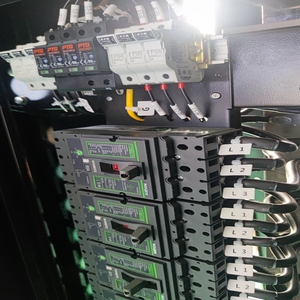 Bán buôn tùy biến thiết bị đóng cắt kim loại phủ tổng đài điện lớn chuyên nghiệp tủ phân phối điện cabinte - Product Image 6