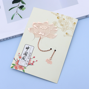 <span class=keywords><strong>Livre</strong></span> en métal Fleur de lotus Marque-page en or rose avec pendentif Promotion personnalisée Gravure Marque-page de mode Marques BSCI - Product Image 5