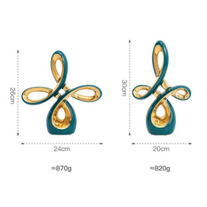 منحوتة هندسية حرف سيراميك ضوء فاخر للمنزل لغرفة المعيشة والمكتب كأثاث أو هدايا - Product Image 6