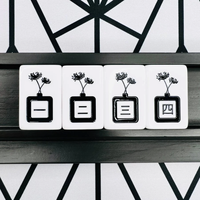 Jeu de Mahjong de Luxe en Acrylique Noir Style Art Déco avec Tuiles à Motif Abstrait, Sculptées et Exquises, 160 Pièces pour un Divertissement Ludique