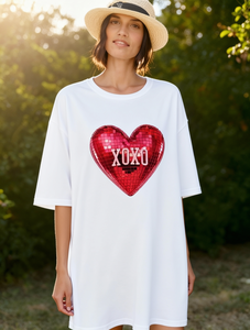 Maglietta Disco Ball Heart Tee XOXO Valentine bianca, vestibilità ampia, manica corta, girocollo, stampa glitter, stile casual, primavera estate - Product Image 2