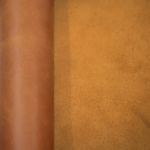 Vera pelle Crazy Horse con primo strato di cera oleosa, tessuto per borsa fatto <span class=keywords><strong>a</strong></span> mano in stile italiano. - Product Image 1