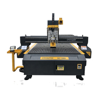 Bon caractère Servo moteur fraisage 3 axes 1325 travail du bois CNC bois routeur Machine DSP Table à vide Plus 5.5KW pompe à vide à Air