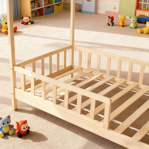 Letto a casetta in legno Montessori per bambini con sponde di sicurezza - Product Image 5