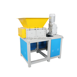 Broyeur de déchets plastiques médicaux et de bouteilles PET à double arbre avec boîte de vitesses et pompe, portable, haute sécurité - Product Image 6