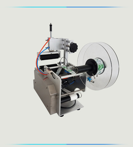 Machine d'étiquetage de bouteilles rondes semi-automatique pneumatique à haute efficacité pour bouteilles en PET, en plastique, en verre et en métal - Product Image 6