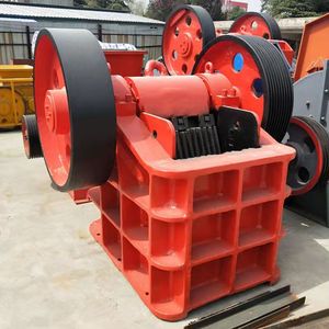 Concasseur de roche mobile portable 150*250 robuste pour tracteur, concasseur à mâchoires sur chenilles, liste de prix - Product Image 4
