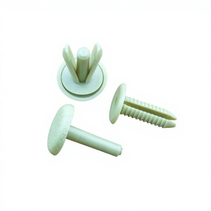 Clip de fixation en plastique pour automobile 22,1 mm 20 mm 7 mm pour réparation et remplacement des garnitures de panneaux de porte et de toit de voiture - Product Image 2