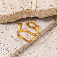 Haut de gamme 18K PVD plaqué or Double couche courbe anneau ouvert à la mode en acier inoxydable femmes bijoux de mode fêtes sans ternissement