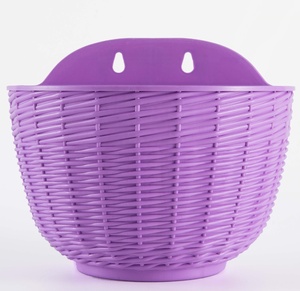 Rotin demi-rond tenture murale en plastique résine <span class=keywords><strong>balcon</strong></span> usine <span class=keywords><strong>pas</strong></span> <span class=keywords><strong>cher</strong></span> pots et jardinières <span class=keywords><strong>pot</strong></span> suspendu panier suspendu en plastique - Product Image 1