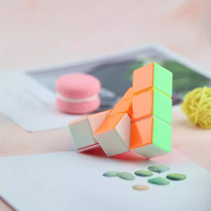 Cubo Mofang Yongjun 133, Versión Mejorada 3x3x3, Rompecabezas Mágico para Adolescentes, Juego Intelectual para Estimular el Cerebro - Product Image 3