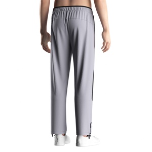 Pantalon de pêche léger pour homme UPF50+ avec protection solaire, design de jambe élastique et construction respirante et légère - Product Image 2