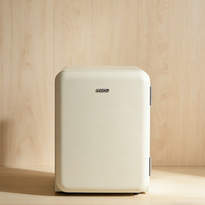 Mini-réfrigérateur silencieux pour hôtel 40L avec serrure de porte, éclairage LED, refroidissement semi-conducteur, pour 5 à 8 boissons - Product Image 2