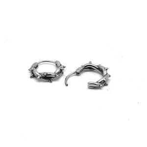 Pendientes de aro Yunnique de acero de titanio con diseño geométrico de púas para hombre y mujer, a la moda - Product Image 3
