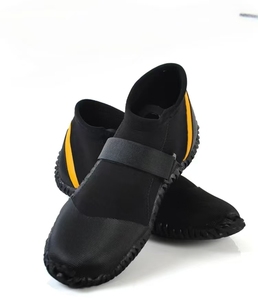 Commercio all'ingrosso scarpe comode per sport acquatici in Neoprene scarpe da nuoto da spiaggia scarpe da sub stivali impermeabili in Nylon - Product Image 4