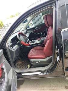 Hongqi HS5 2023 Modèle 2.0T Drapeau Hen Pro Edition-Kilométrage affiché: <span class=keywords><strong>9000</strong></span> km - Product Image 2