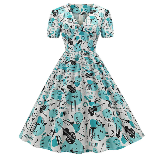 vintage themed party dress code Vintage Theme Party Outfit