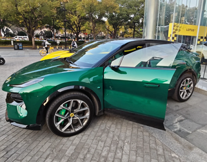 Auto Sportiva di Lusso Lotus per <span class=keywords><strong>Me</strong></span> 2026 2.0T 279cv L4 PHEV SUV - Product Image 5