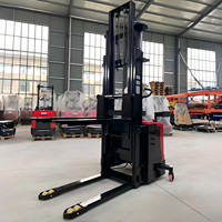 Transpalette Électrique Autoportée à Levage Hydraulique avec Déplaceur Latéral et Pneus Pleins pour Usine