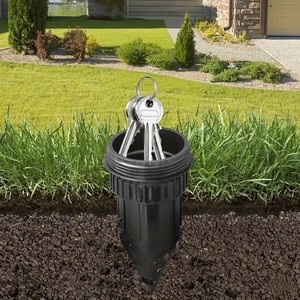 Garden Key Hider, Realistic Underground Watering Can Key Safe, No Battery Needed, Plastic for Outdoor Garden Security - Product Image 3
