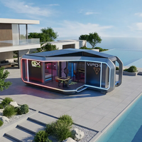 Maison capsule à installation rapide avec fenêtre panoramique pour camping et chantier