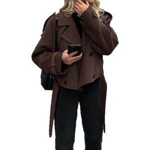 Casaco Curto de Lã Feminino Estilo Europeu com Gola Larga e Cinto na Cintura, Design Elegante para Mulheres - Product Image 5