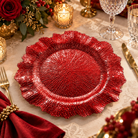Assiette de présentation en plastique argenté de 13 pouces, texture rayée thermolaquée, bord festonné élégant pour mariage, banquet, événement