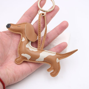 Llavero de Dachshund con estampado a doble cara, colgante 3D de perro salchicha con boca, accesorios de colgante de animal lindo para bolso - Product Image 3