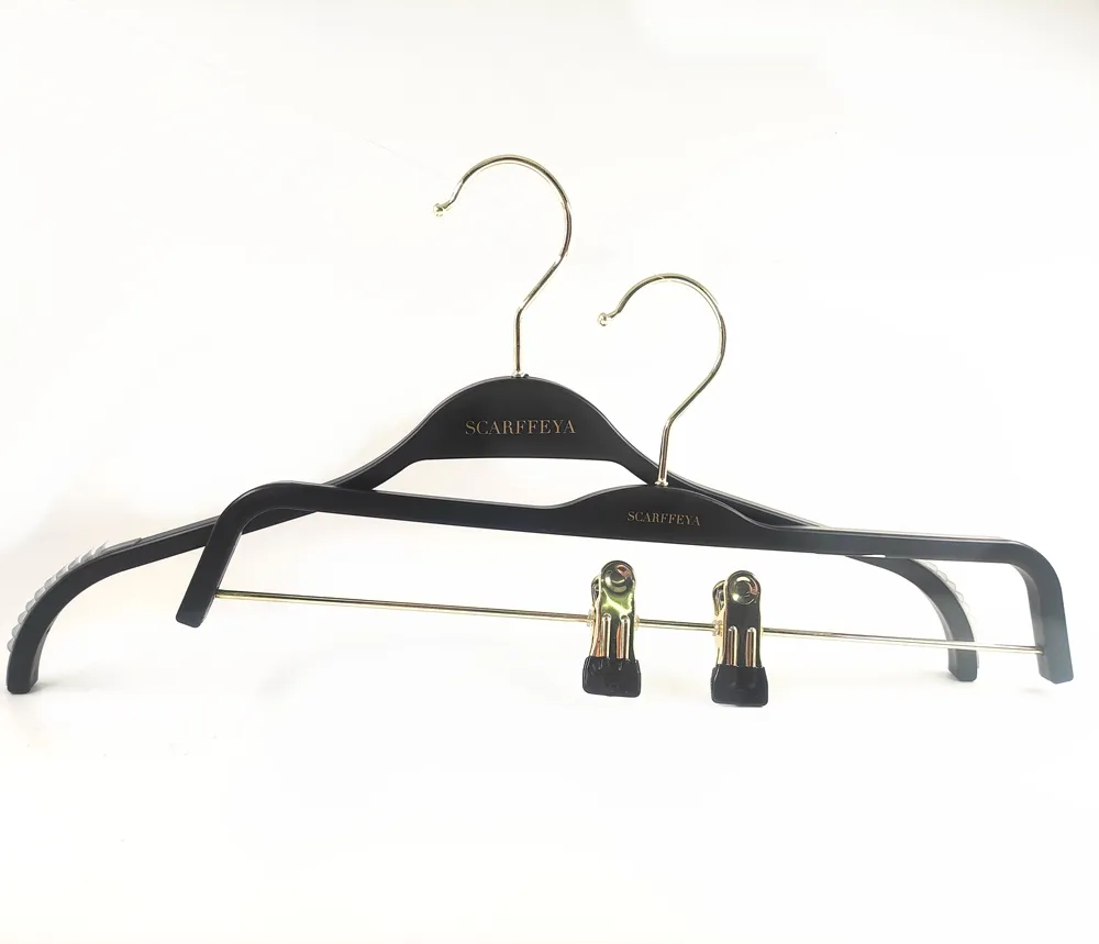 High Quality Black Thin Space Saving Plastic Clothes Top Hanger Clips Hanger For Pant