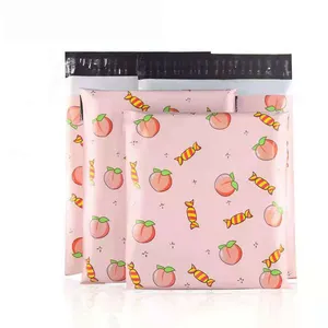 Wholesale Peach Cartoon Merry Halloween pattern Envelope Gifts Postal Bag Waterproof Self Seal Clothing Mailers Shipping Bags