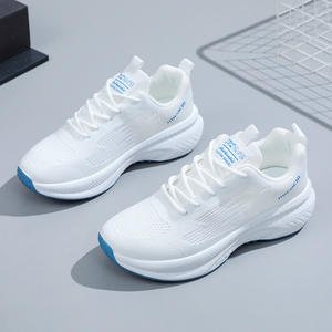 Nuova moda <span class=keywords><strong>donna</strong></span> bianca per <span class=keywords><strong>scarpe</strong></span> da ginnastica Flyknit Casual <span class=keywords><strong>sportive</strong></span> con chiusura stringata Design traspirante per la camminata primaverile - Product Image 1