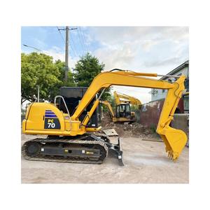 Excavatrice d'occasion Komatsu PC70 de 7 tonnes à faible durée de fonctionnement, moteur Cummins et pompe à bas prix - Product Image 1