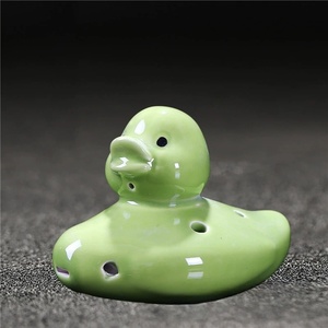 Ocarina en céramique émaillée colorée en forme de canard, vente en gros, pour l'éducation musicale précoce des enfants - Product Image 6