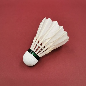 Venta caliente a estrenar diseño híbrido bádminton volante material <span class=keywords><strong>de</strong></span> ganso con cabeza <span class=keywords><strong>de</strong></span> <span class=keywords><strong>corcho</strong></span> herramienta <span class=keywords><strong>de</strong></span> entrenamiento popular mundial - Product Image 4